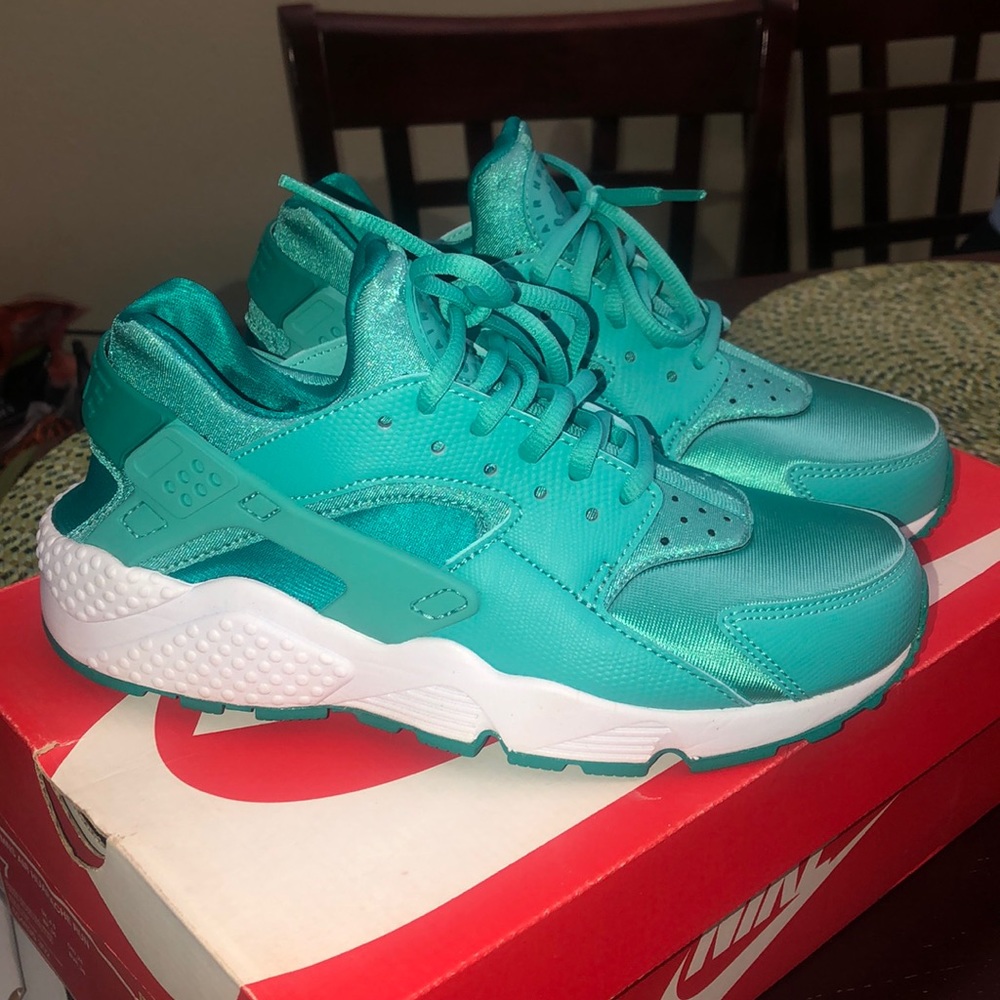 Women’s Nike Huarache